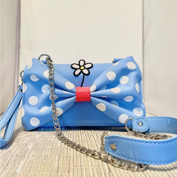 Loungefly Handbags - Disney X Loungefly Retro Minnie Mouse Crossbody/ Wristlet Bag